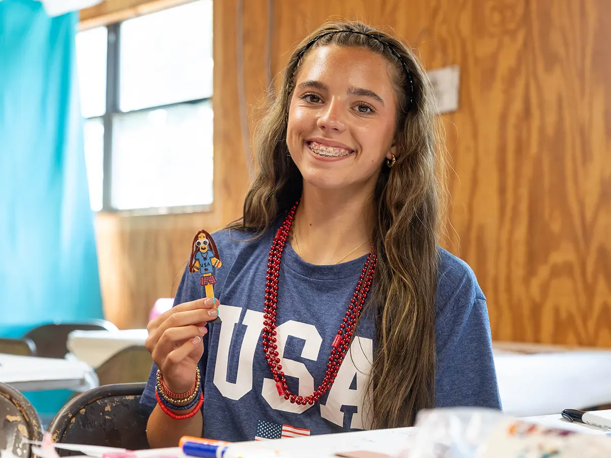 Campers making crafts at Brookhill Ranch